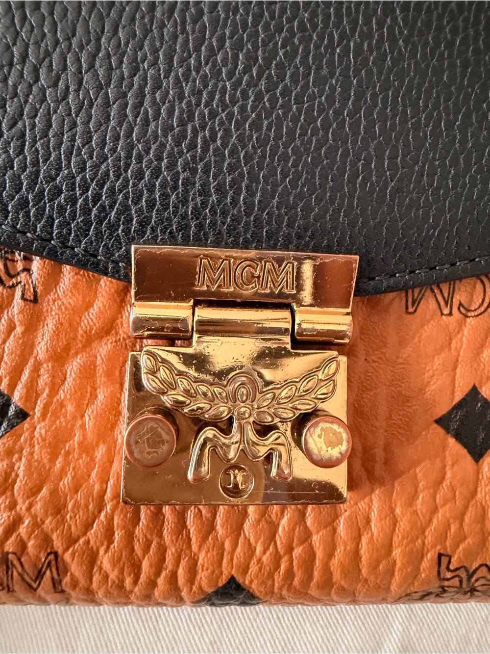 MCM colorblock crossbody bag - Picture 3 of 12